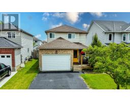 255 HIGHBROOK CRESCENT W, Kitchener, Ontario