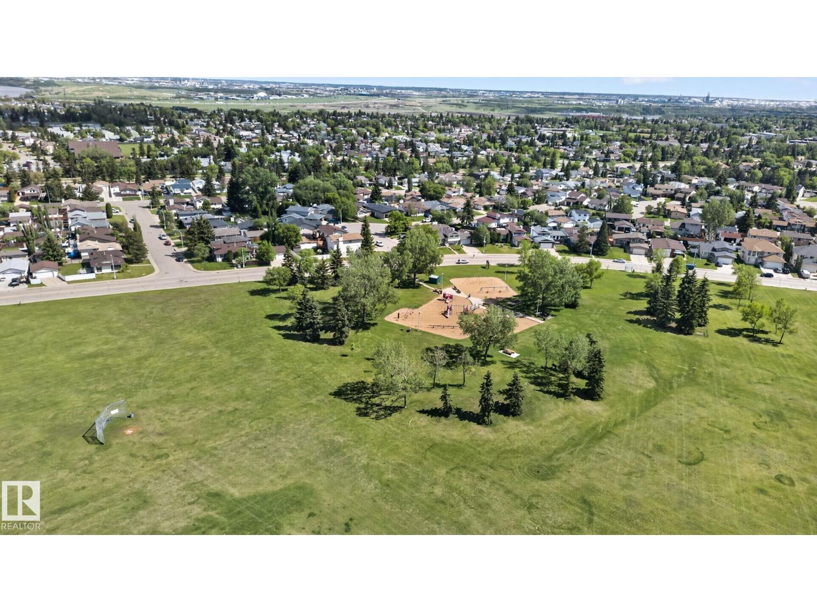 #35 3025 151 Av NW, Edmonton, Alberta  T5Y 3W4 - Photo 44 - E4496116