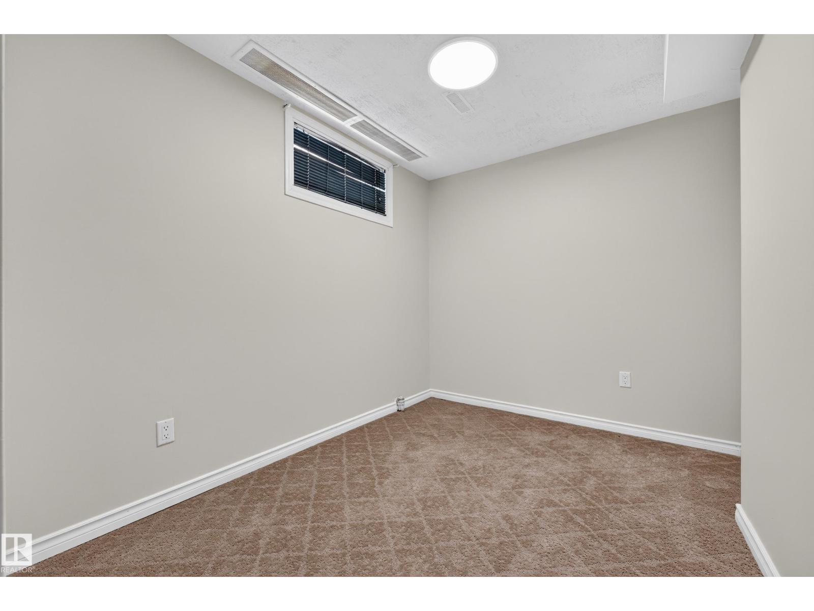 10332 21 Av NW, Edmonton, Alberta  T6J 6B6 - Photo 39 - E4496117