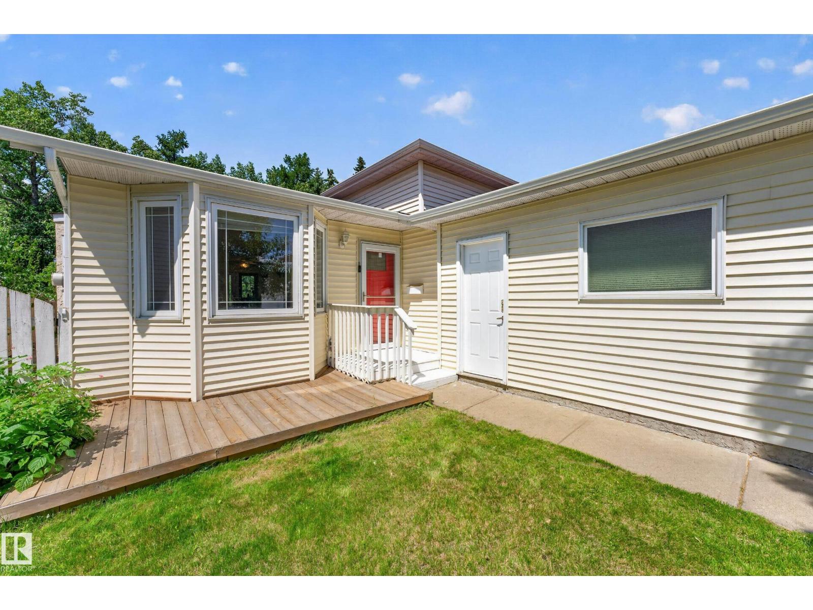 10332 21 Av NW, Edmonton, Alberta  T6J 6B6 - Photo 44 - E4496117