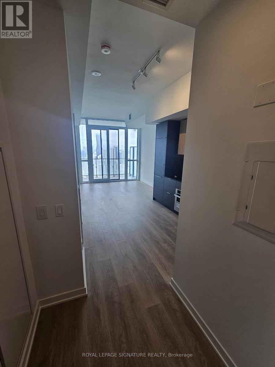 3106 - 1 Fairview Road E, Mississauga, Ontario  L6A 4C4 - Photo 3 - W13497968