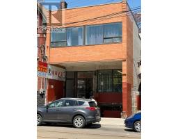 584 DUNDAS STREET W, Toronto, Ontario