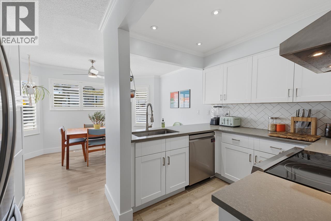50 1195 Falcon Drive, Coquitlam, British Columbia  V3E 2H1 - Photo 9 - R3138412