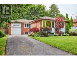 56 BROADLANDS BOULEVARD, Toronto, Ontario