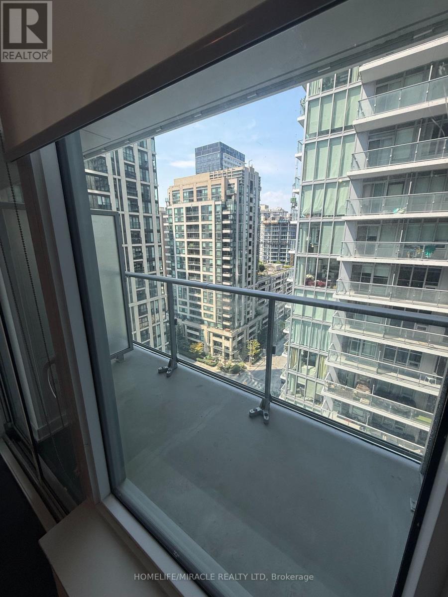 1614 - 195 Redpath Avenue, Toronto, Ontario  M4P 0E4 - Photo 8 - C13498026