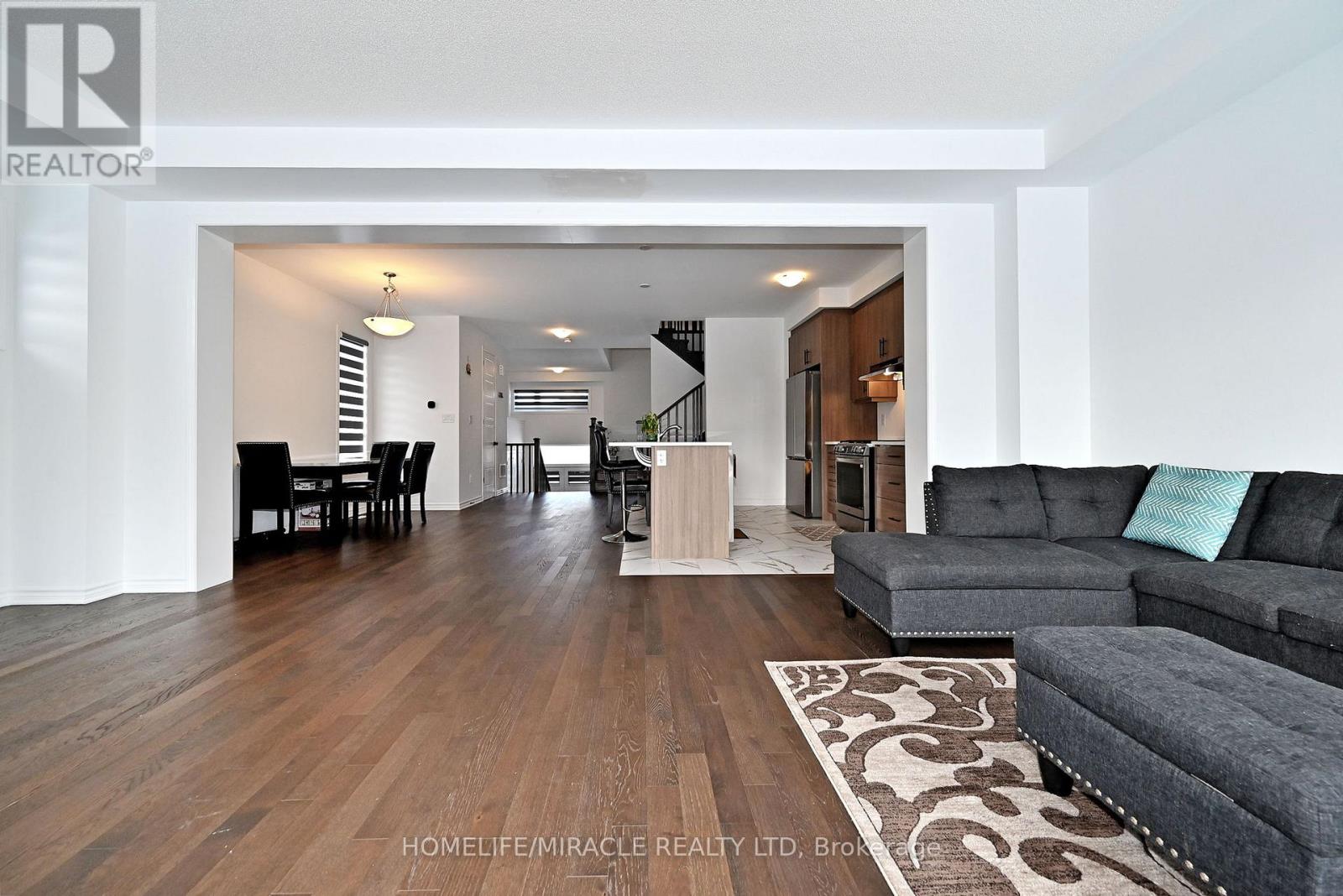 689 Mika Street, Innisfil, Ontario  L9S 0R7 - Photo 15 - N13497960