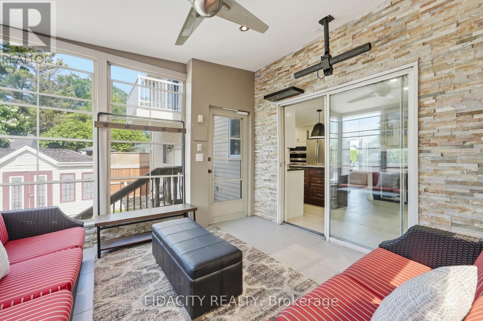13 Poole Creek Crescent, Ottawa, Ontario  K2S 1T6 - Photo 21 - X13498030