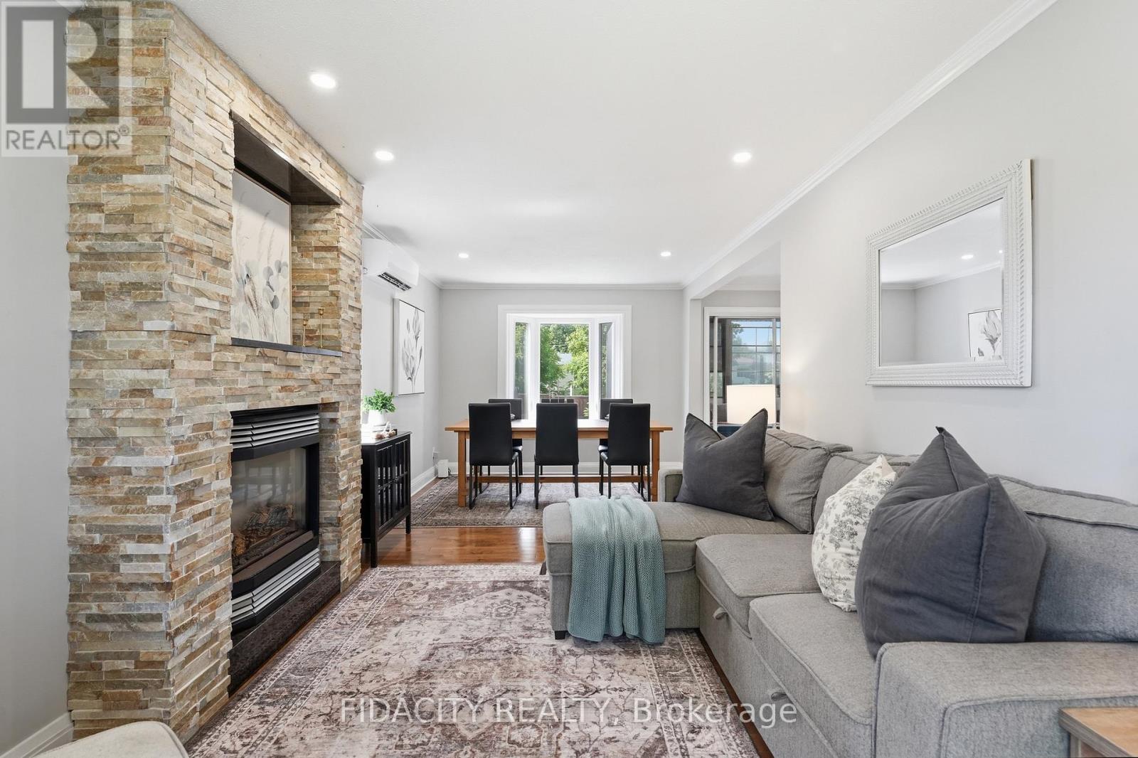 13 Poole Creek Crescent, Ottawa, Ontario  K2S 1T6 - Photo 7 - X13498030