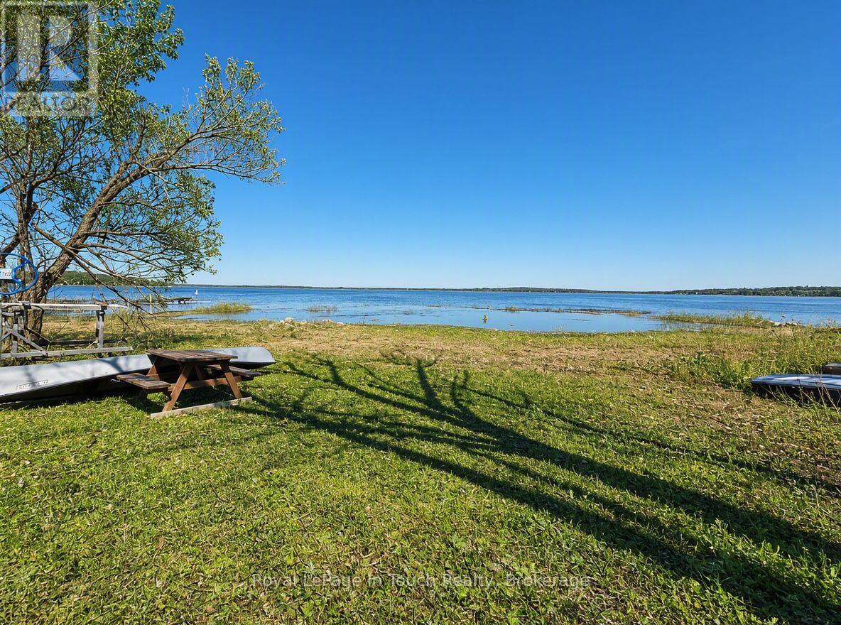 53 Bass Bay Drive, Tay, Ontario  L0K 2A0 - Photo 10 - S13498016