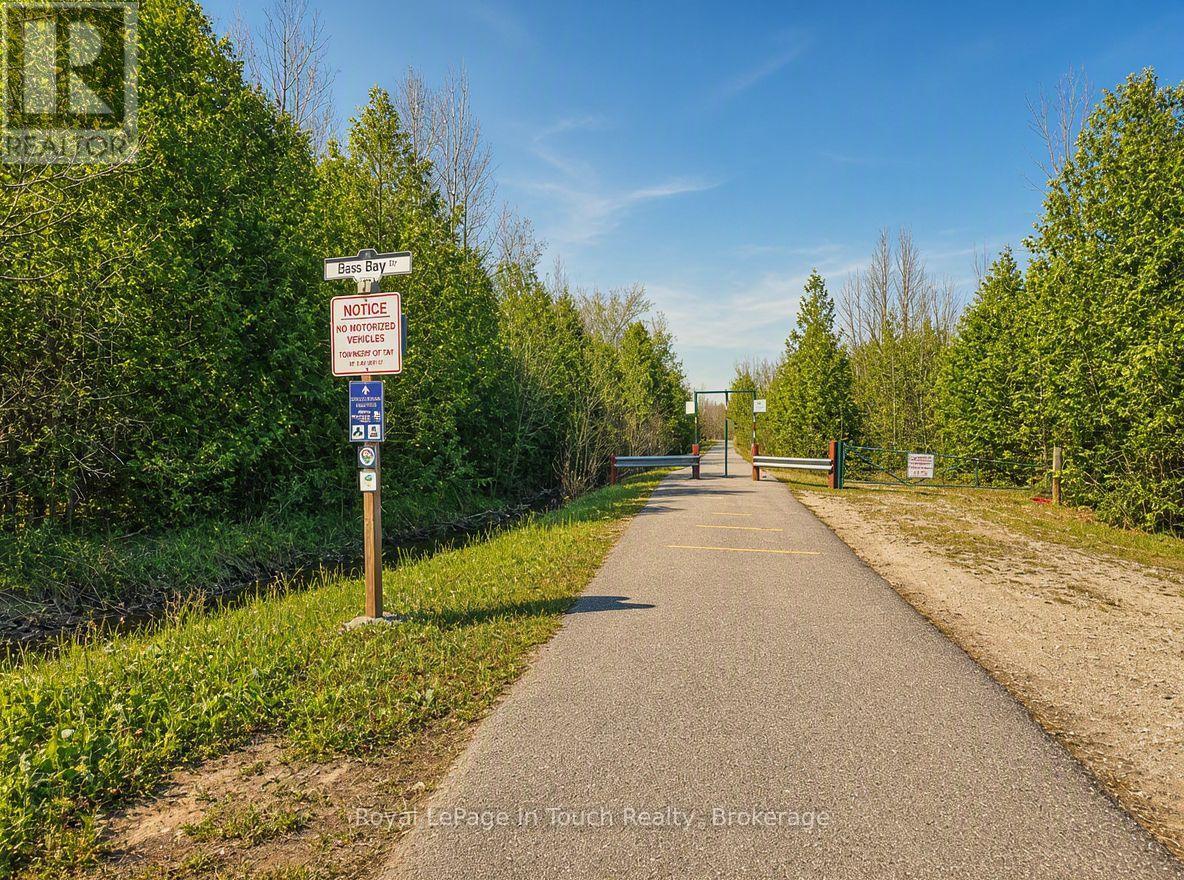 53 Bass Bay Drive, Tay, Ontario  L0K 2A0 - Photo 12 - S13498016