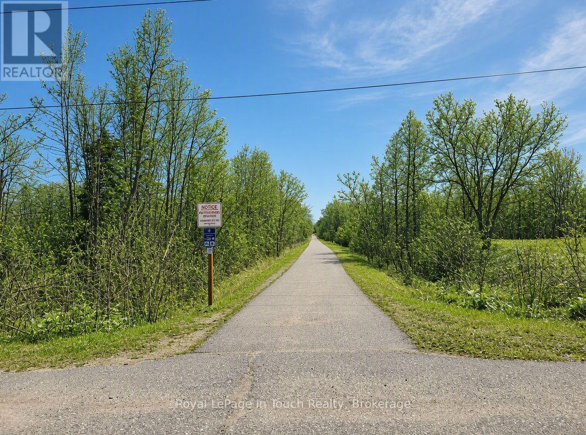 53 Bass Bay Drive, Tay, Ontario  L0K 2A0 - Photo 13 - S13498016