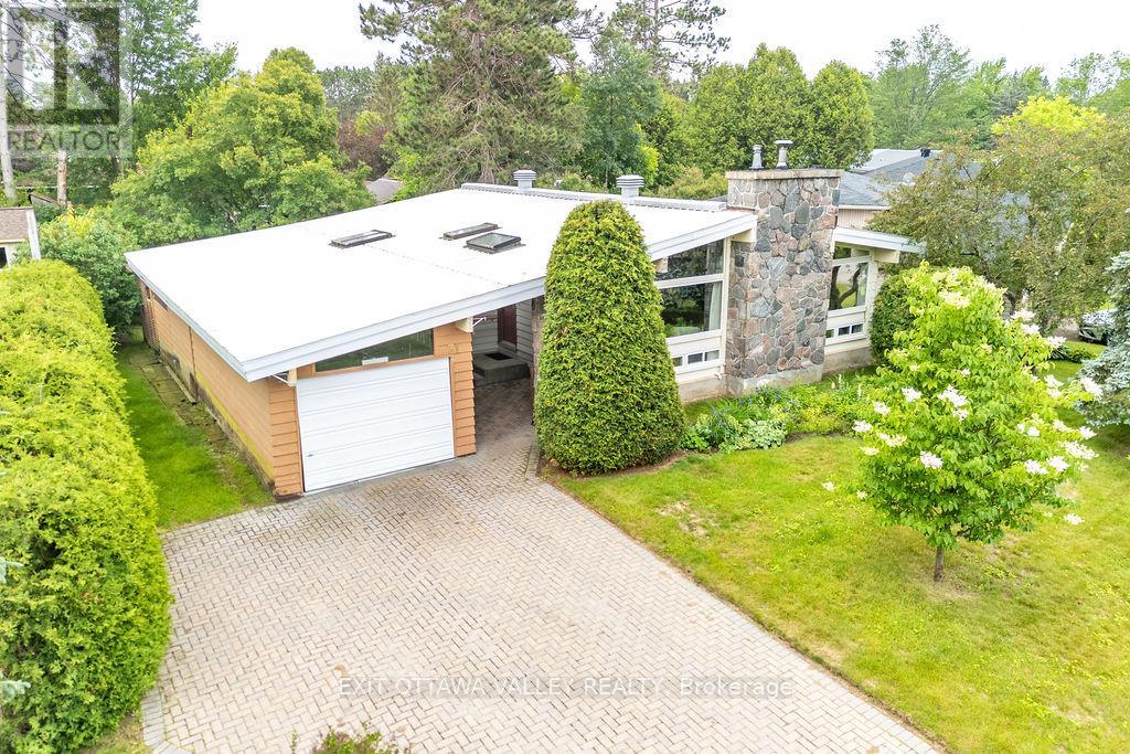 31 Claremount Road, Deep River, Ontario  K0J 1P0 - Photo 2 - X13497982
