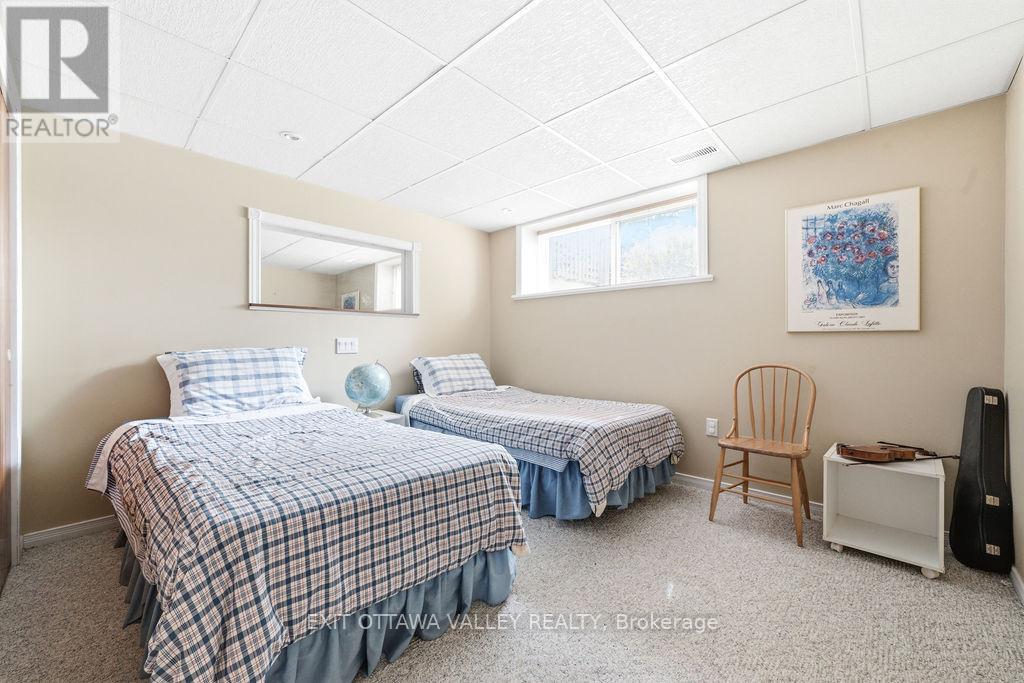 31 Claremount Road, Deep River, Ontario  K0J 1P0 - Photo 28 - X13497982