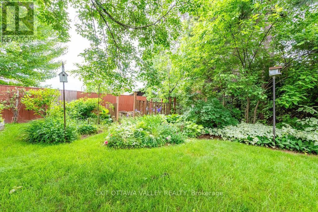 31 Claremount Road, Deep River, Ontario  K0J 1P0 - Photo 43 - X13497982