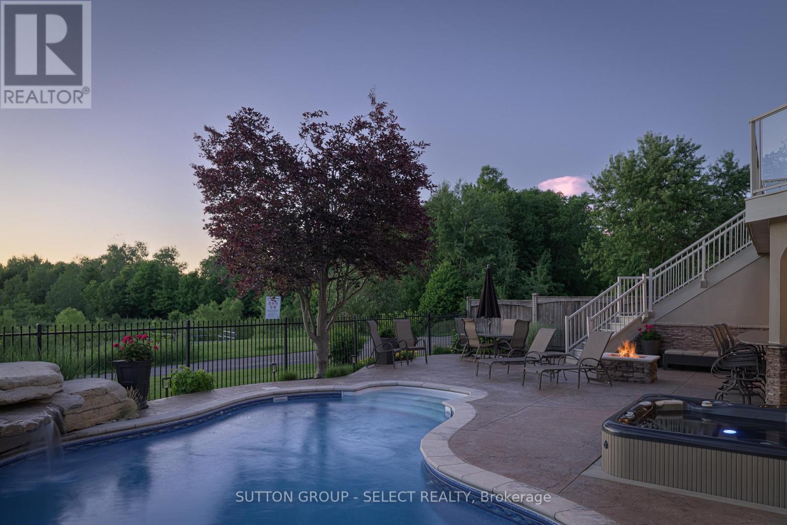 1898 Riverbend Road, London South, Ontario  N6K 0A2 - Photo 3 - X13453716