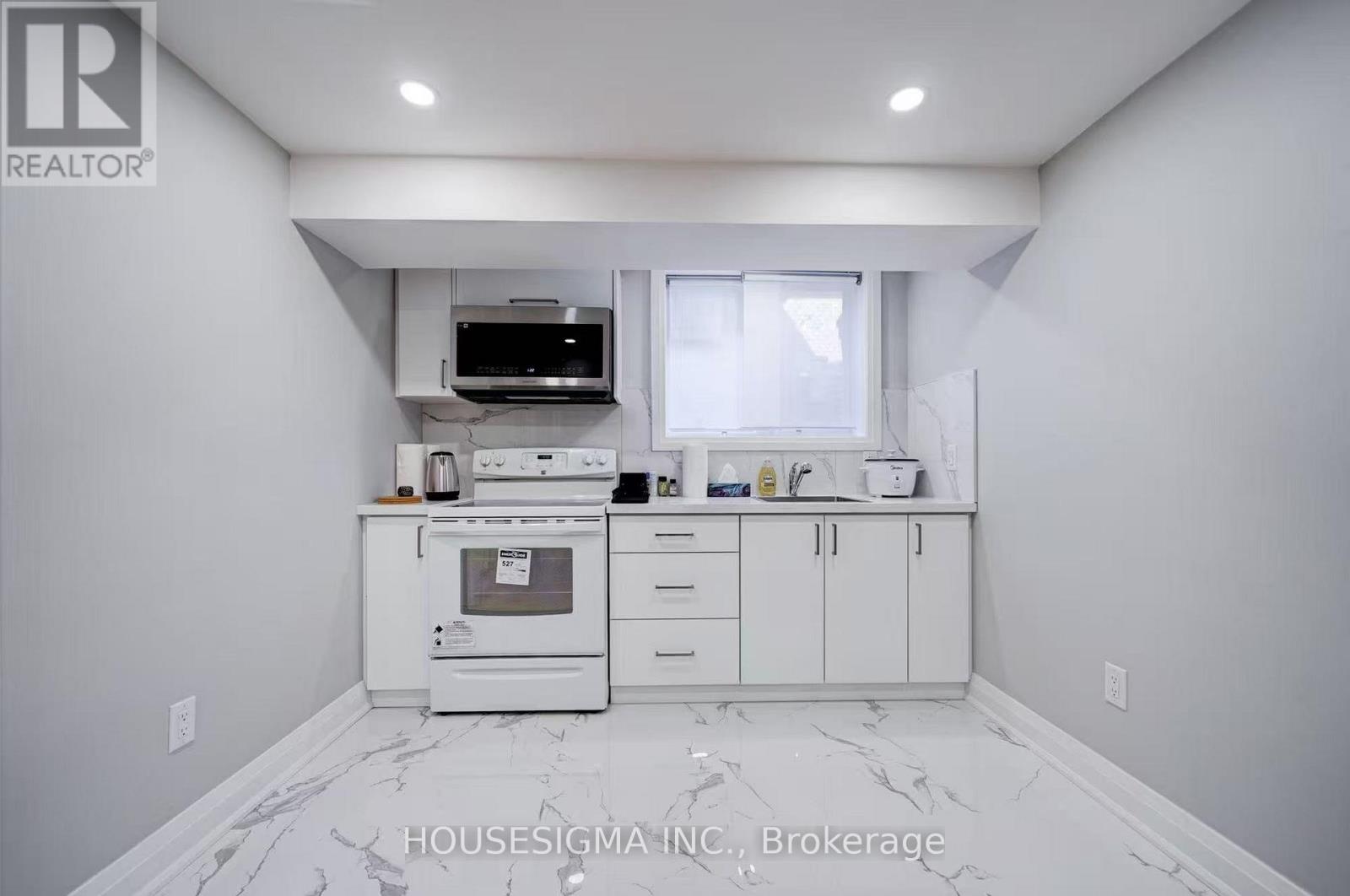 28 Earlton Road, Toronto, Ontario  M1T 2R3 - Photo 16 - E13498098