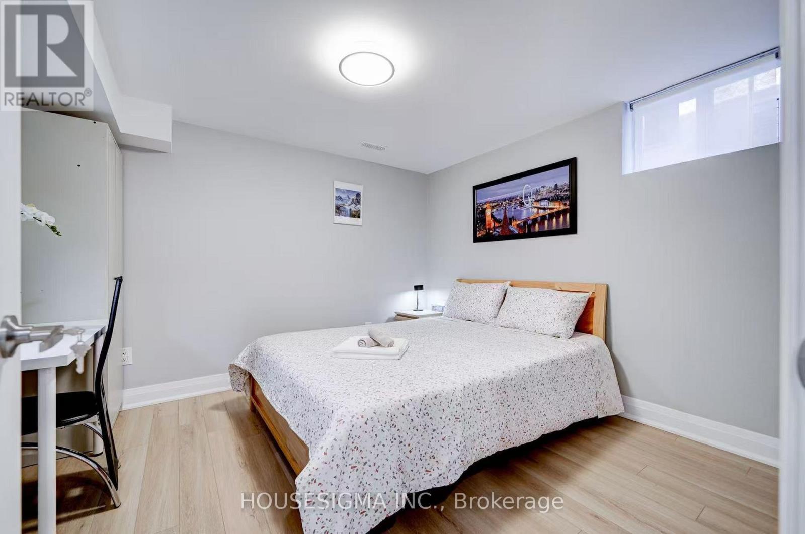 28 Earlton Road, Toronto, Ontario  M1T 2R3 - Photo 23 - E13498098
