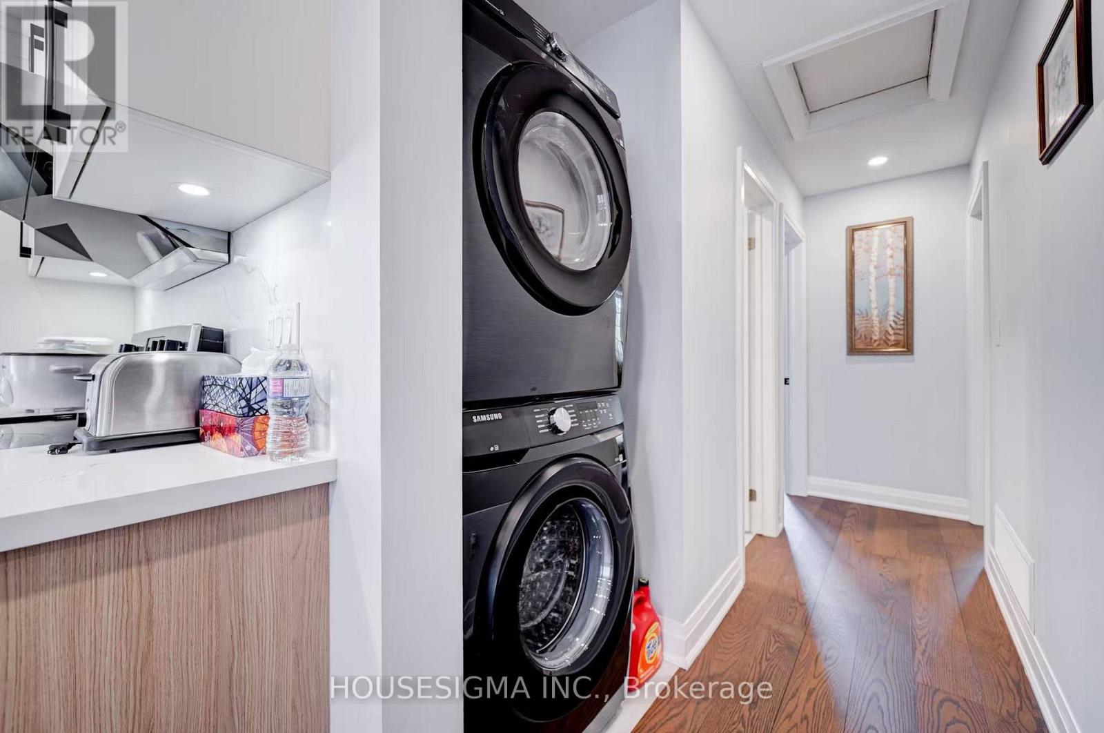 28 Earlton Road, Toronto, Ontario  M1T 2R3 - Photo 6 - E13498098