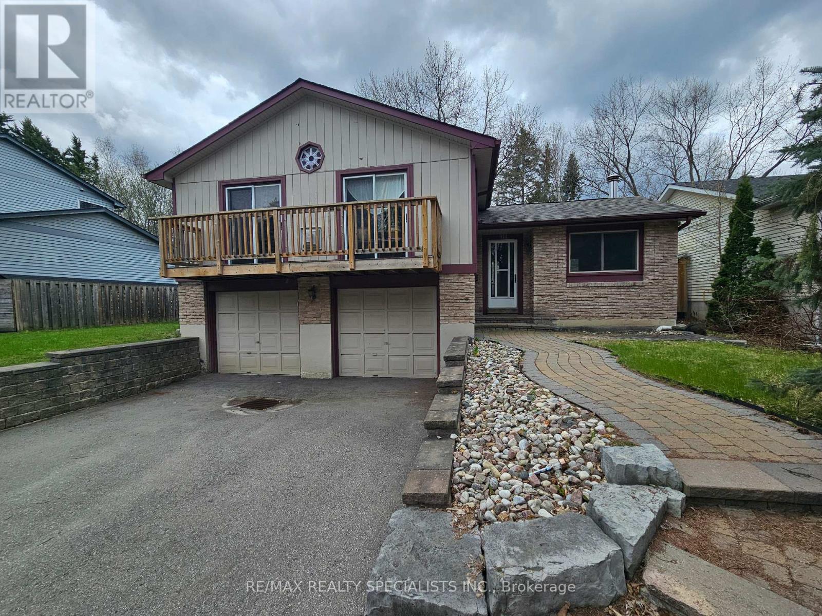 914 JANETTE STREET, Newmarket (Huron Heights-Leslie Valley)