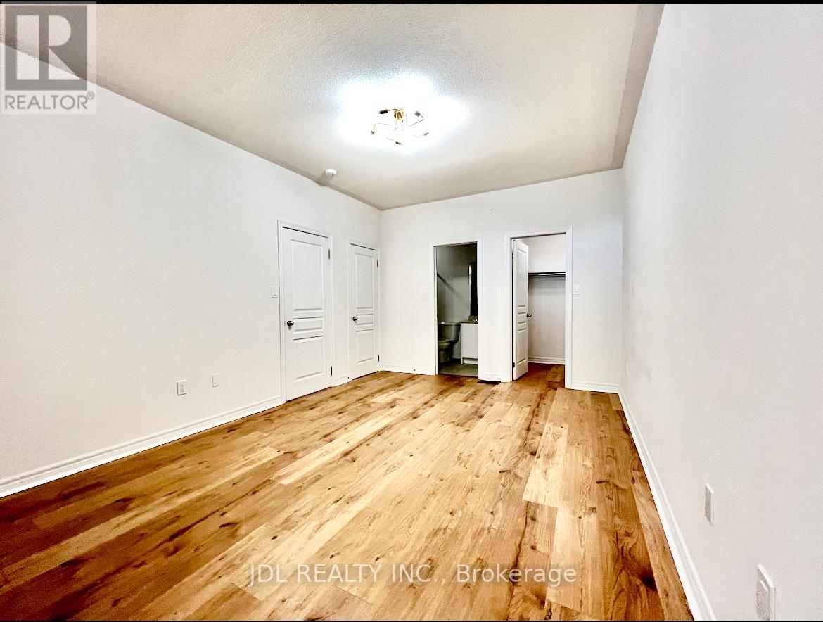 33 Jaffna Lane, Markham, Ontario  L6C 0X7 - Photo 15 - N13498092
