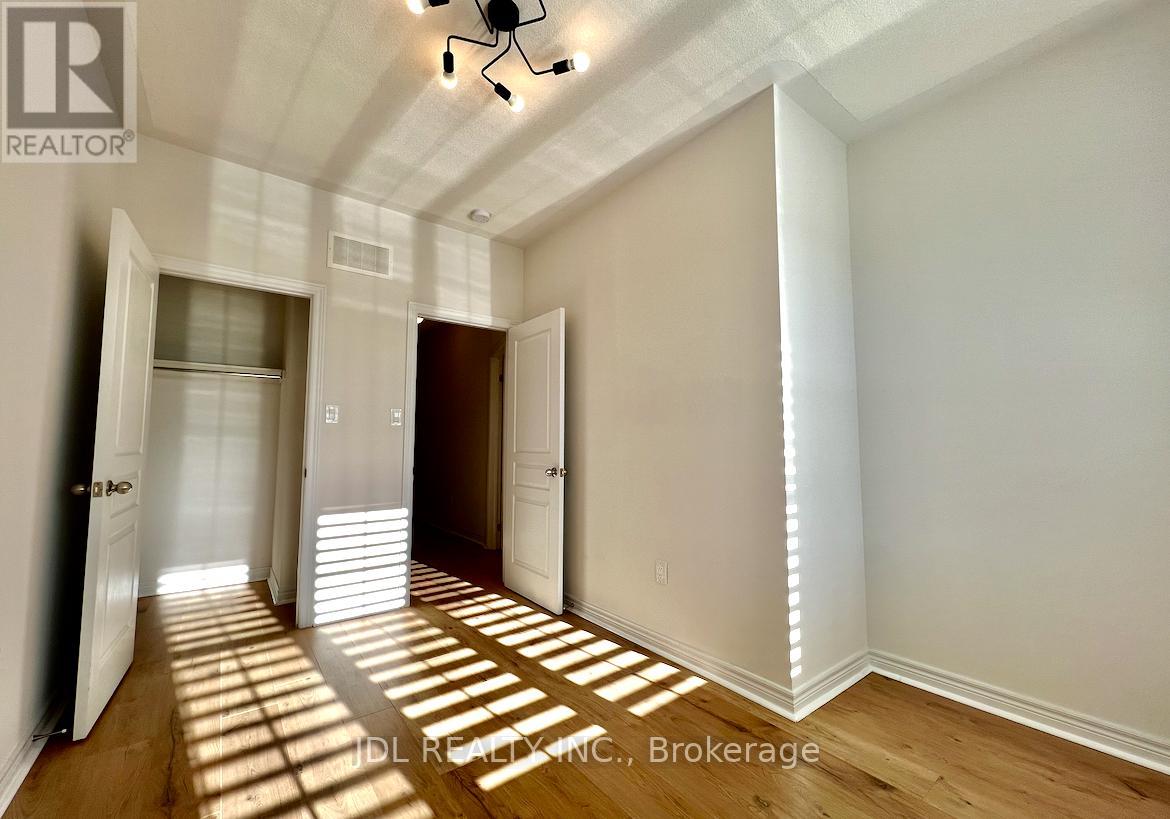 33 Jaffna Lane, Markham, Ontario  L6C 0X7 - Photo 20 - N13498092
