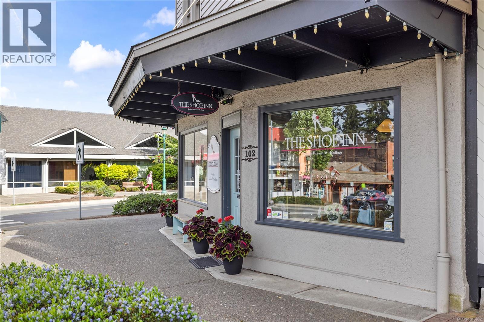 102 Second Ave W, Qualicum Beach, British Columbia  V9K 1S7 - Photo 26 - 1040982