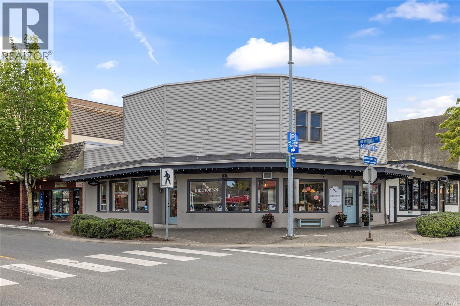 102 Second Ave W, Qualicum Beach, British Columbia  V9K 1S7 - Photo 31 - 1040982