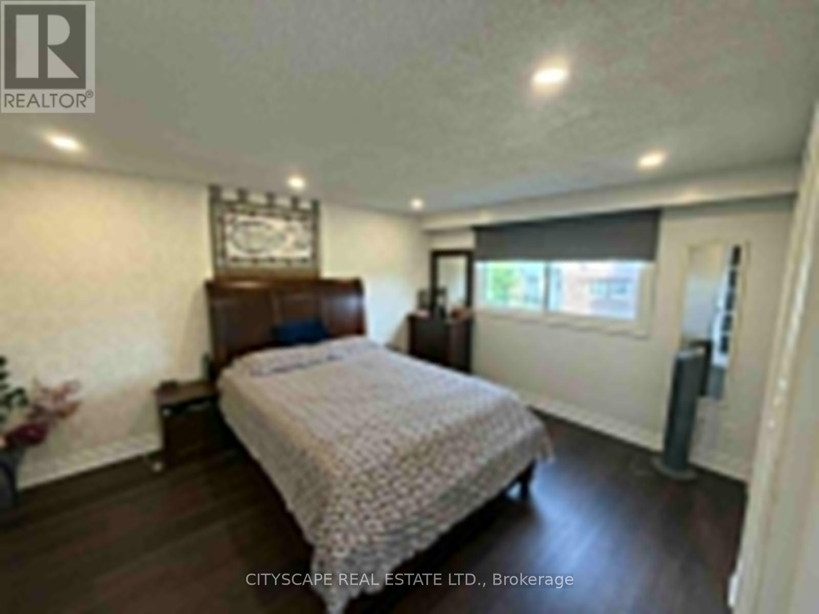 3346 Chokecherry Crescent, Mississauga, Ontario  L5L 1A9 - Photo 10 - W13498094