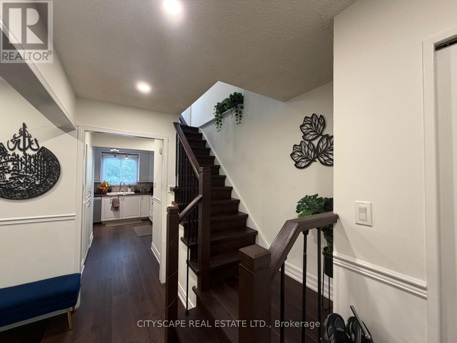 3346 Chokecherry Crescent, Mississauga, Ontario  L5L 1A9 - Photo 15 - W13498094