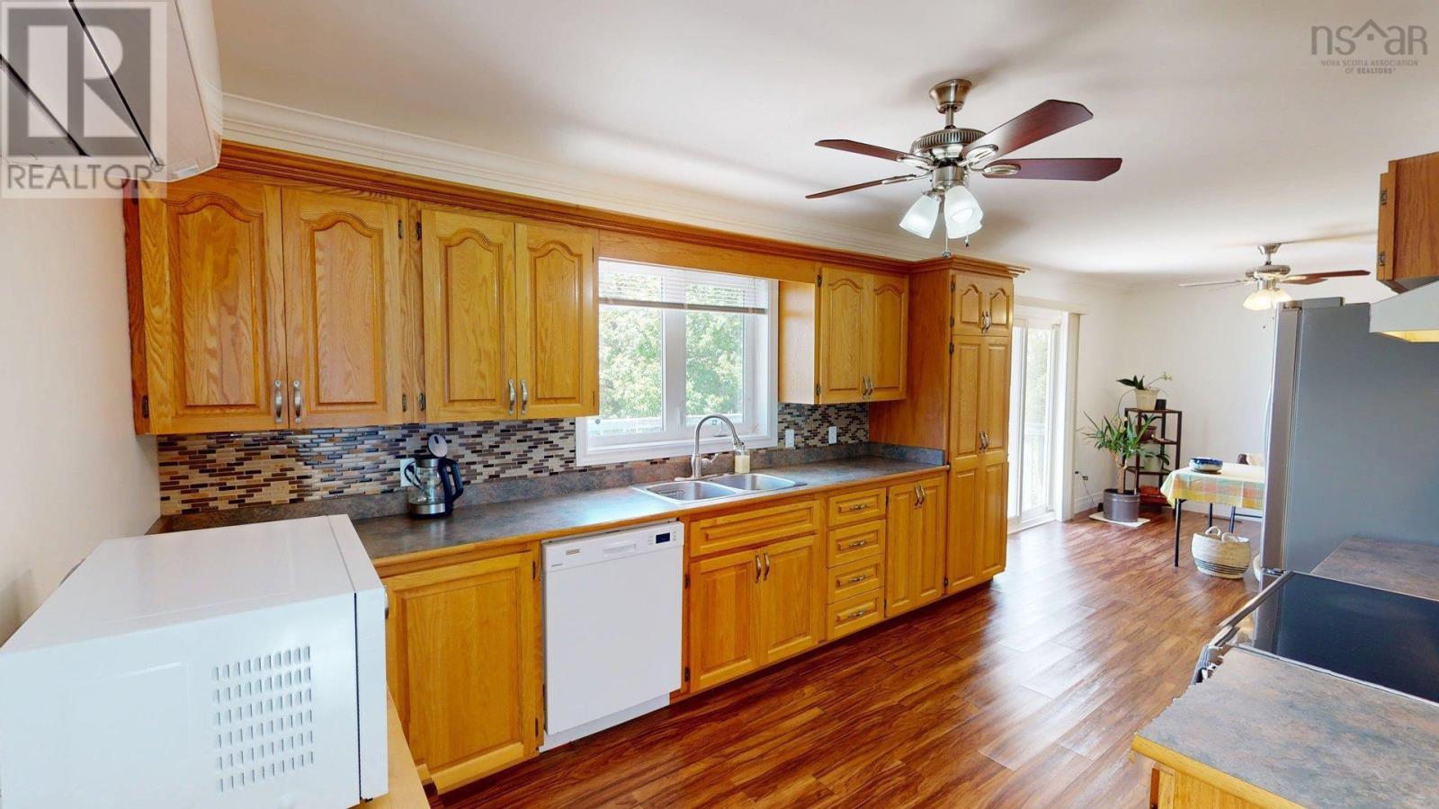 25 Rothwell Street, Upper Sackville, Nova Scotia  B4E 3C2 - Photo 11 - 202615088