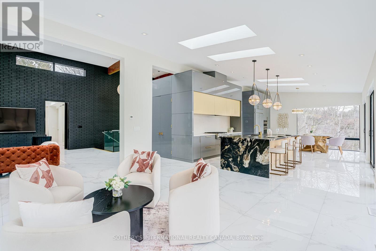 4599 Langstaff Road, Vaughan, Ontario  L4L 2B2 - Photo 9 - N13498144