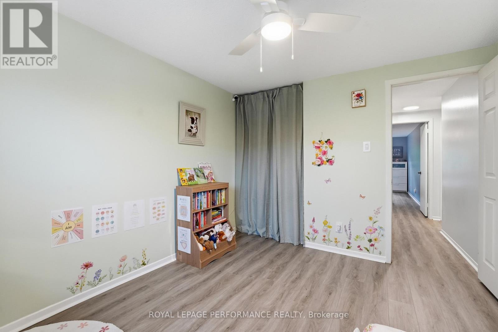 2208 Orient Park Drive, Ottawa, Ontario  K1B 4W2 - Photo 19 - X13497994
