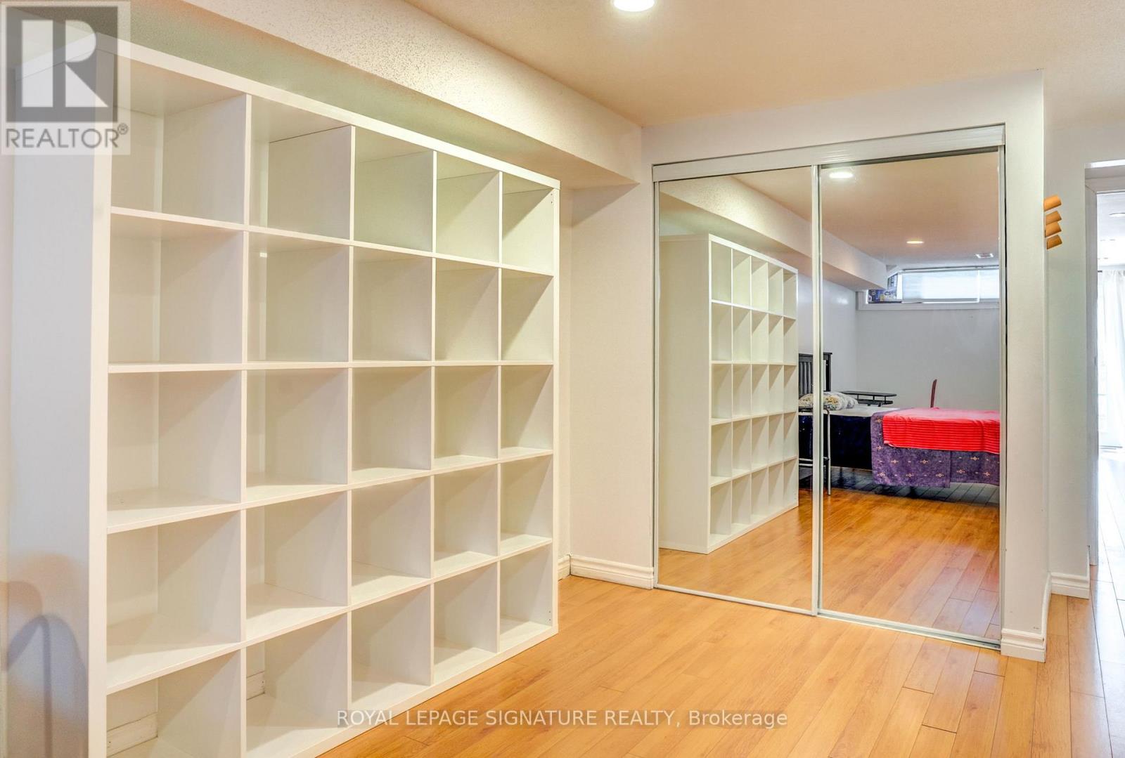 Bsmt - 17 Avis Crescent, Toronto, Ontario  M4B 1B8 - Photo 15 - E13498184