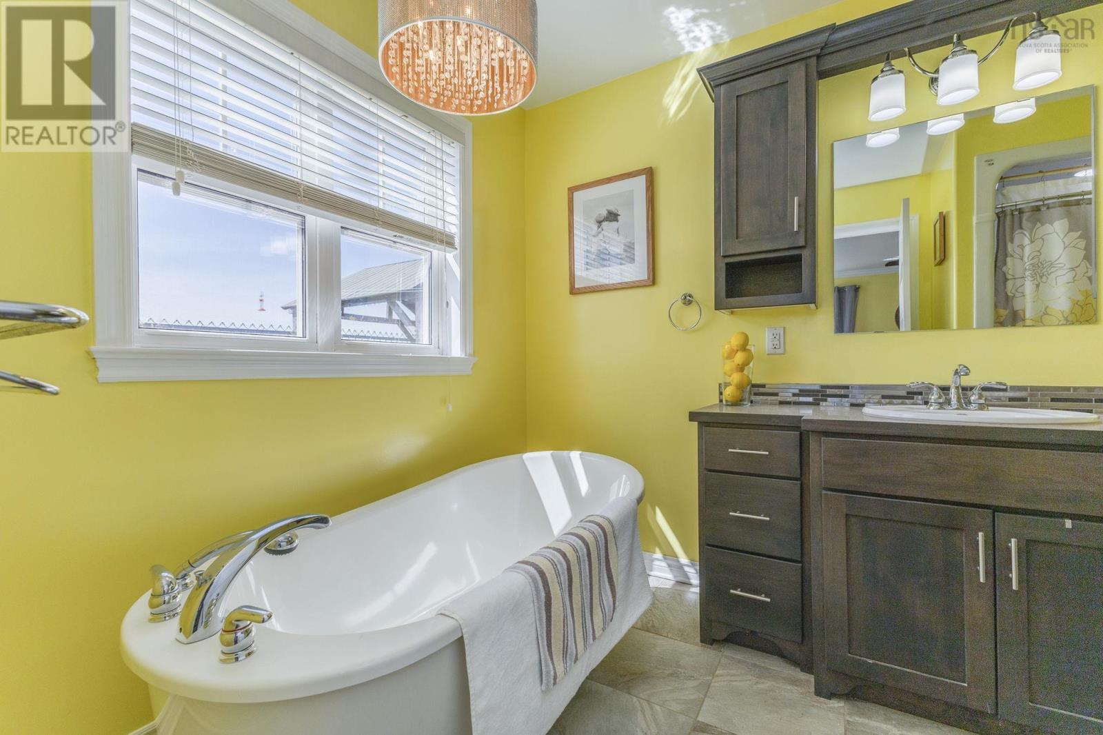 219 Green Hill Road, Alma, Nova Scotia  B0K 2A0 - Photo 32 - 202615259