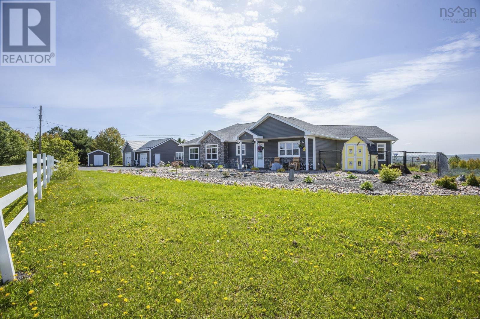 219 Green Hill Road, Alma, Nova Scotia  B0K 2A0 - Photo 4 - 202615259