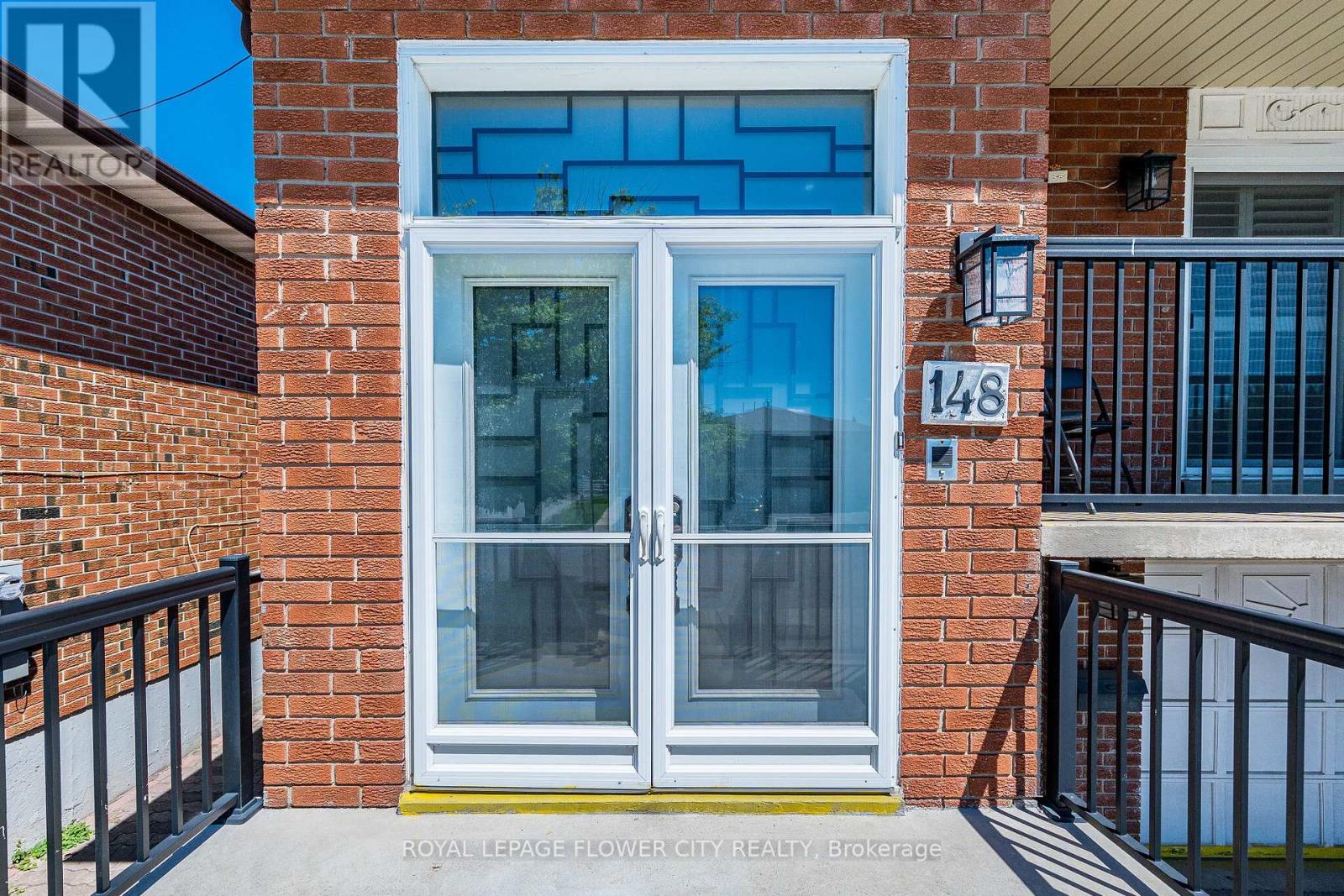 148 Dolores Road, Toronto, Ontario  M3L 2K8 - Photo 4 - W13498222