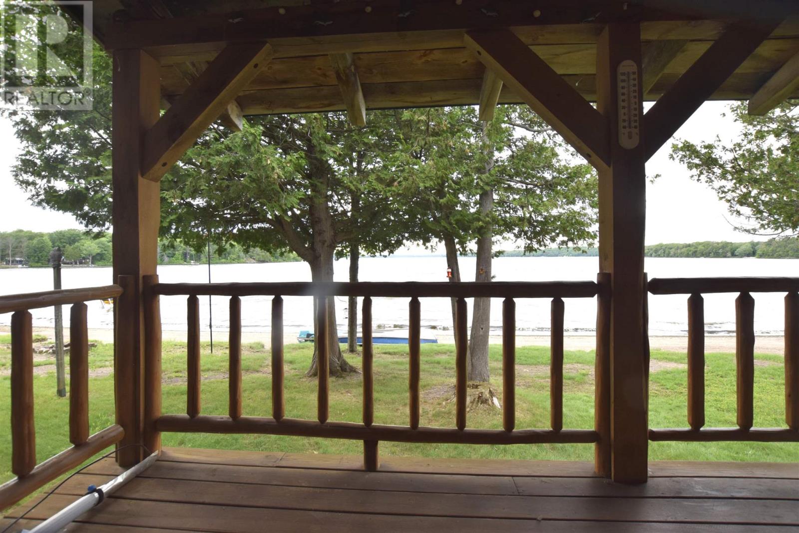 686 Sunset Beach Road, Huron Shores, Ontario  P0R 1H0 - Photo 2 - SM261545