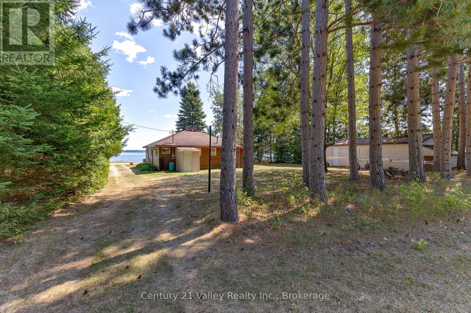 1077 Lake Clear Road, Bonnechere Valley, Ontario  K0J 1T0 - Photo 43 - X12933940