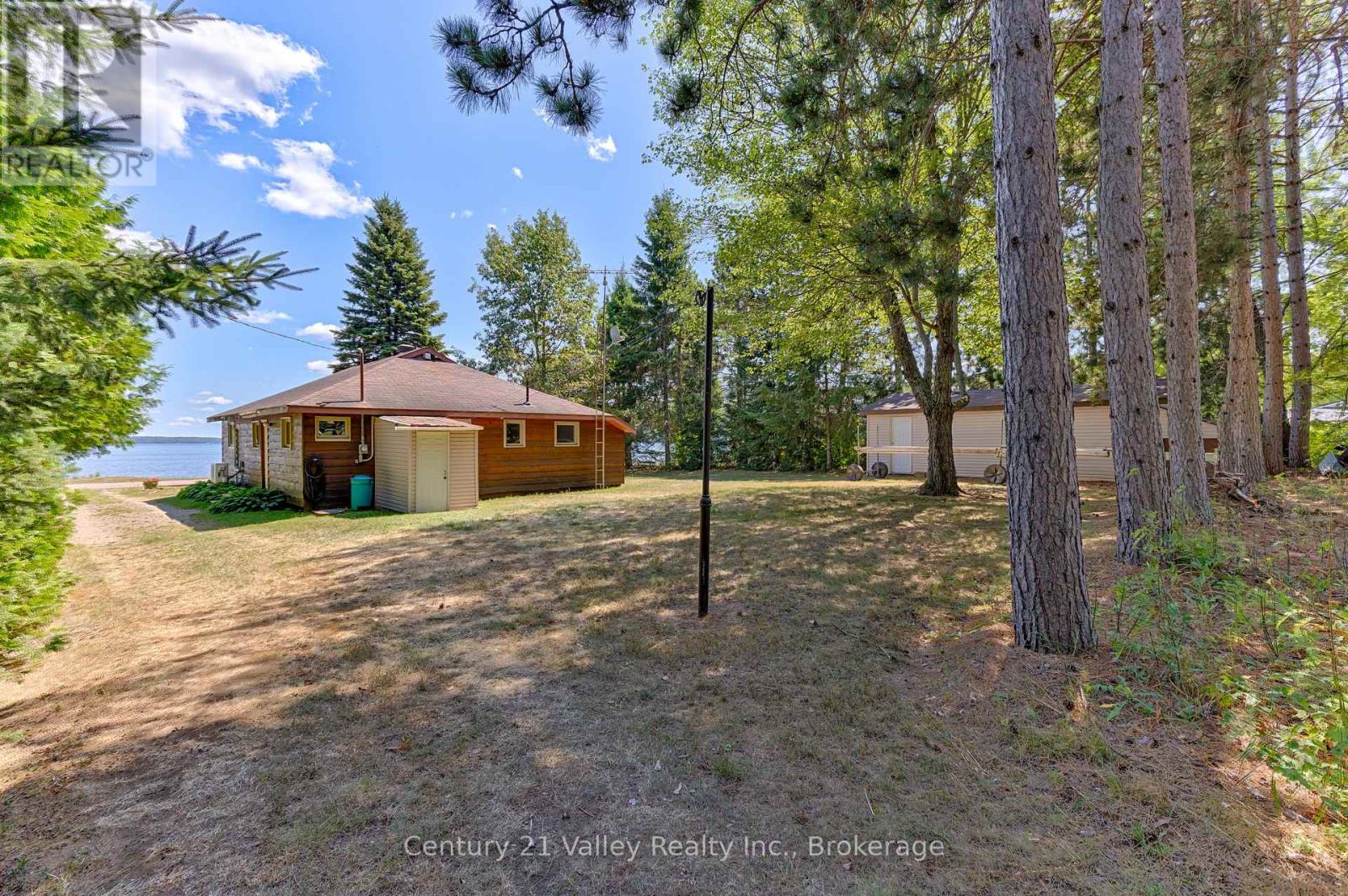 1077 Lake Clear Road, Bonnechere Valley, Ontario  K0J 1T0 - Photo 46 - X12933940
