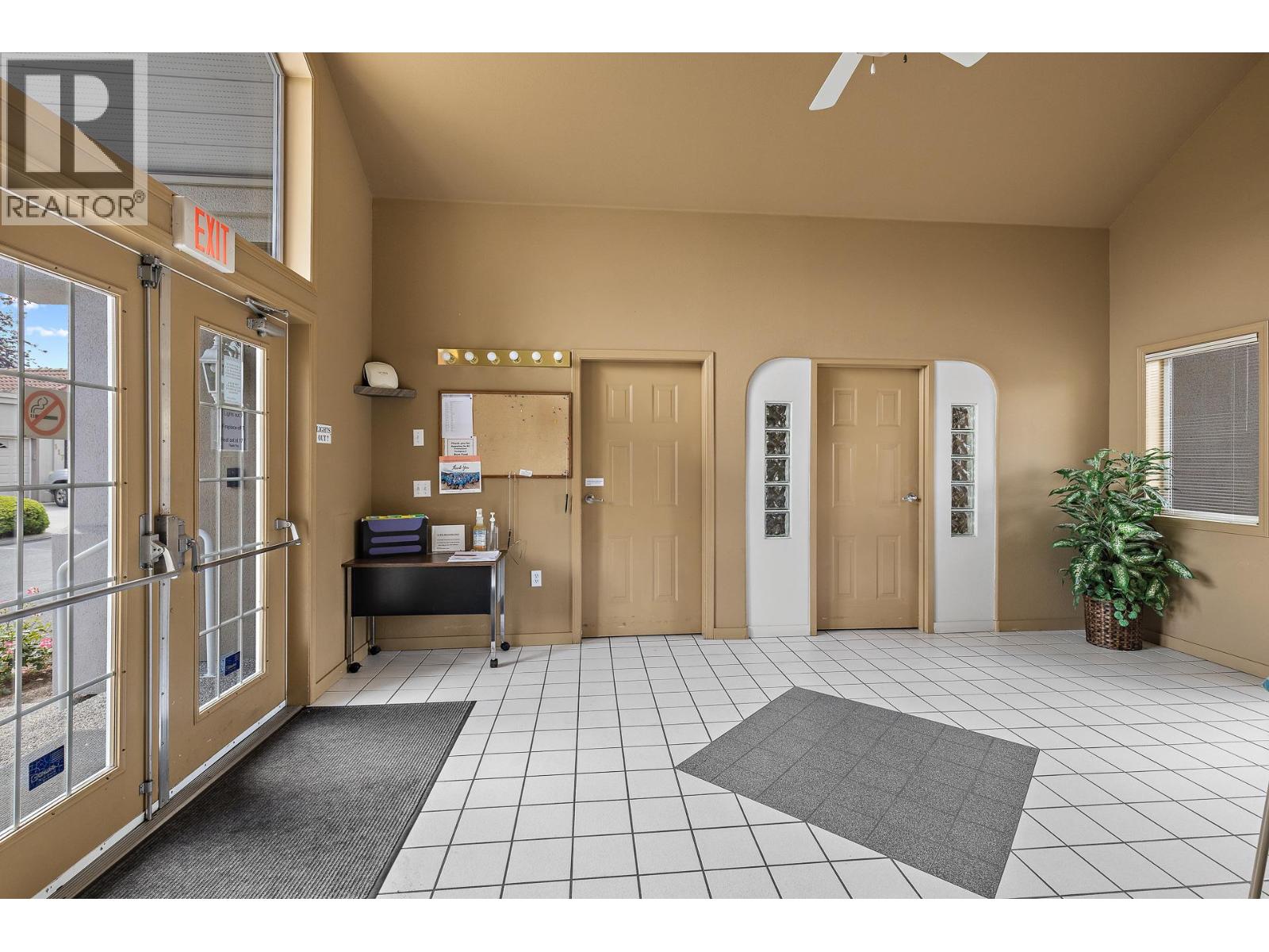 650 Lexington Drive Unit# 111, Kelowna, British Columbia  V1W 3B6 - Photo 58 - 10392207