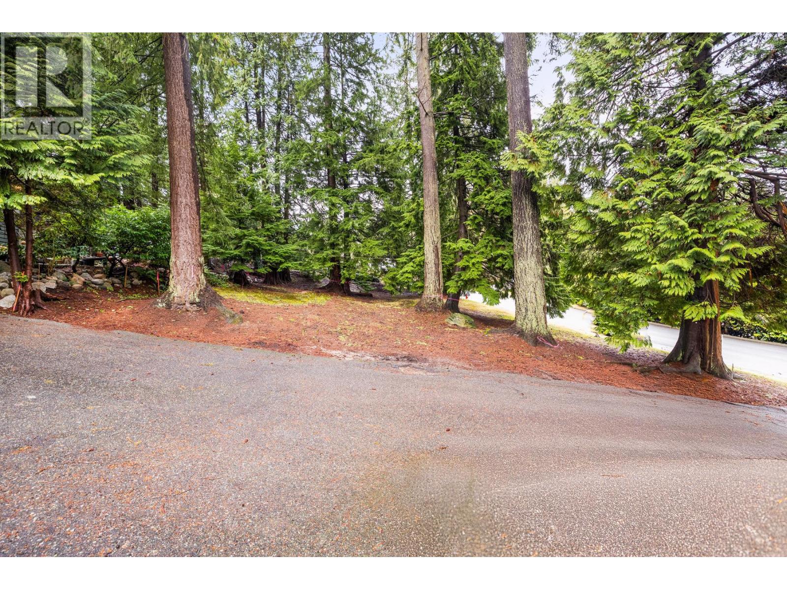 Lot 2 3091 Royal Avenue, North Vancouver, British Columbia  V7K 1Y6 - Photo 11 - R3092360