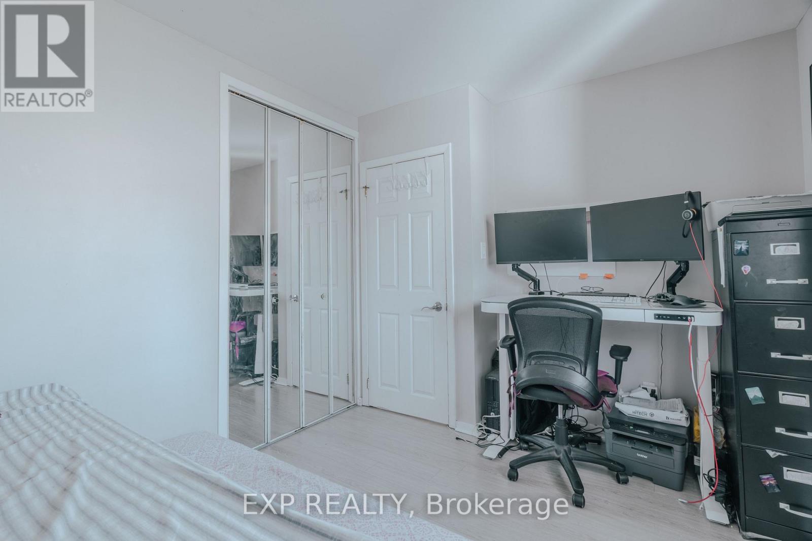Upper - 20 Manorglen Crescent, Toronto, Ontario  M1S 1W4 - Photo 11 - E13498250