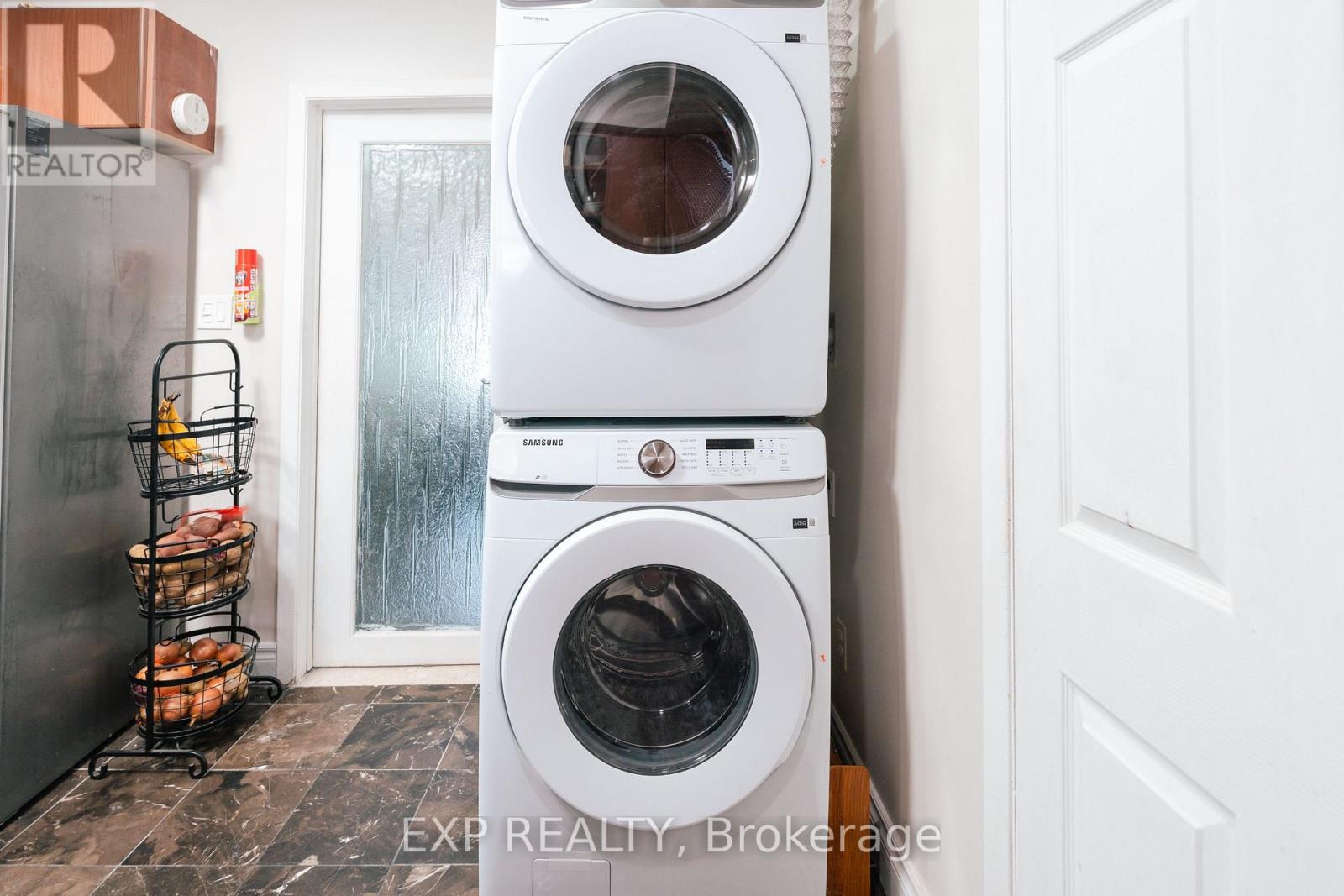 Upper - 20 Manorglen Crescent, Toronto, Ontario  M1S 1W4 - Photo 19 - E13498250