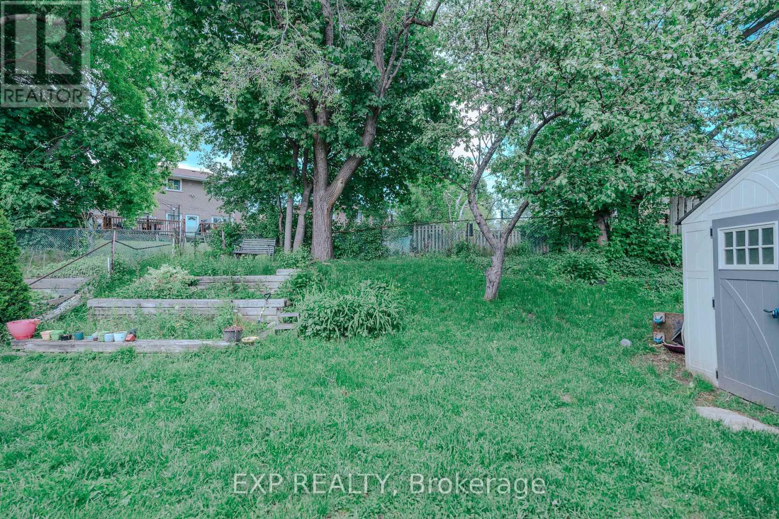 Upper - 20 Manorglen Crescent, Toronto, Ontario  M1S 1W4 - Photo 21 - E13498250