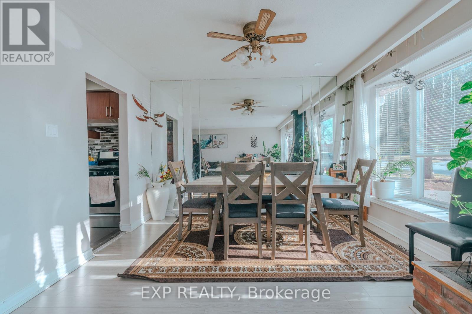 Upper - 20 Manorglen Crescent, Toronto, Ontario  M1S 1W4 - Photo 4 - E13498250