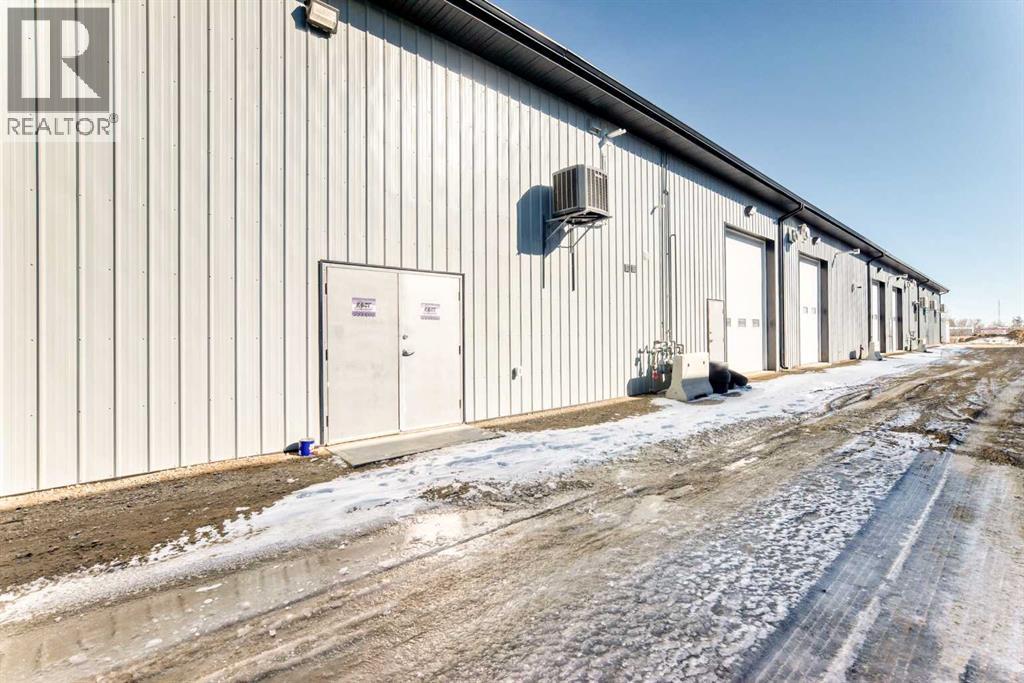 105, 245 Canal Avenue, Strathmore, Alberta  T1P 1C1 - Photo 34 - A2292537
