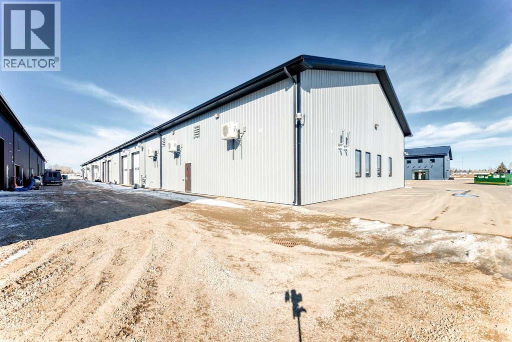 105, 245 Canal Avenue, Strathmore, Alberta  T1P 1C1 - Photo 32 - A2292537
