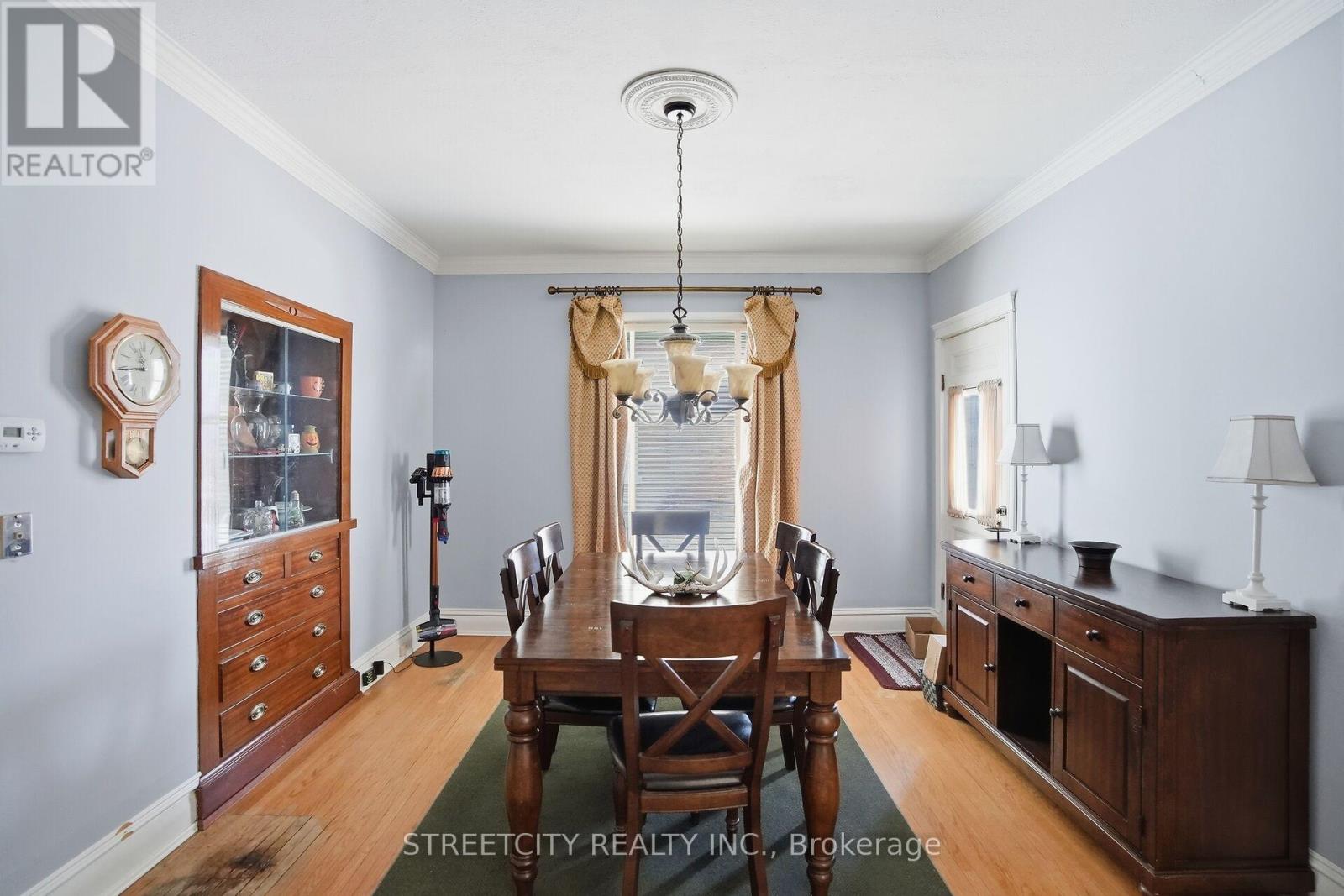 57 Rosebery Place, St. Thomas, Ontario  N5R 2H9 - Photo 10 - X13497552