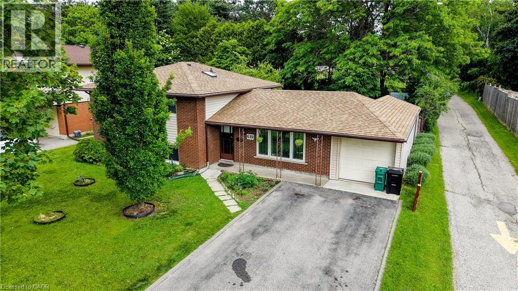 619 FOREST HILL Drive, Kitchener, Ontario