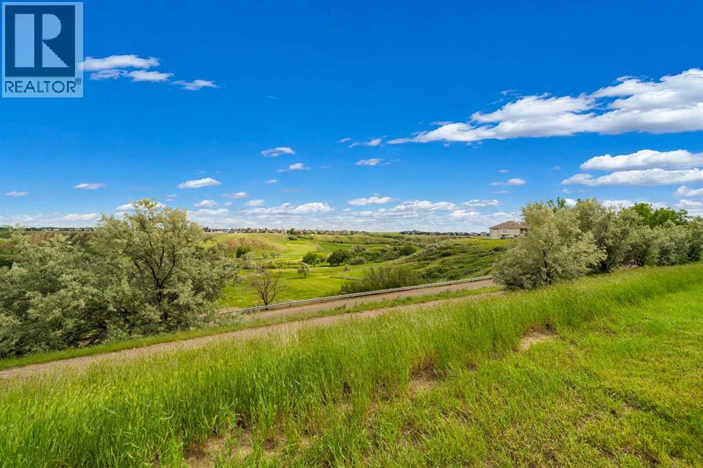 3023 Cottonwood Way SW, Medicine Hat, Alberta  T1B 4J6 - Photo 49 - A2323531